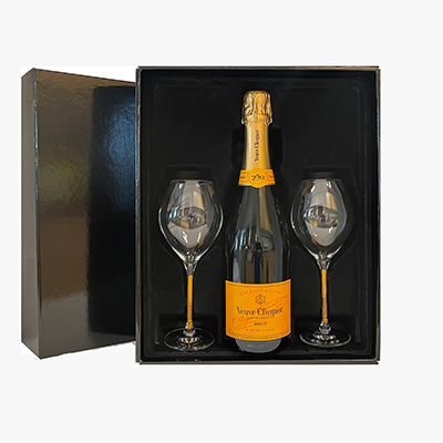 Veuve Clicquot Brut 75CL in Luxury Gift Box with 2 Champagne Glasses